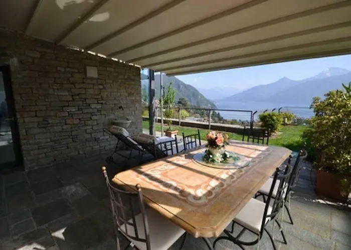 Semesterbostad Parco San Andrea Elegante Menaggio